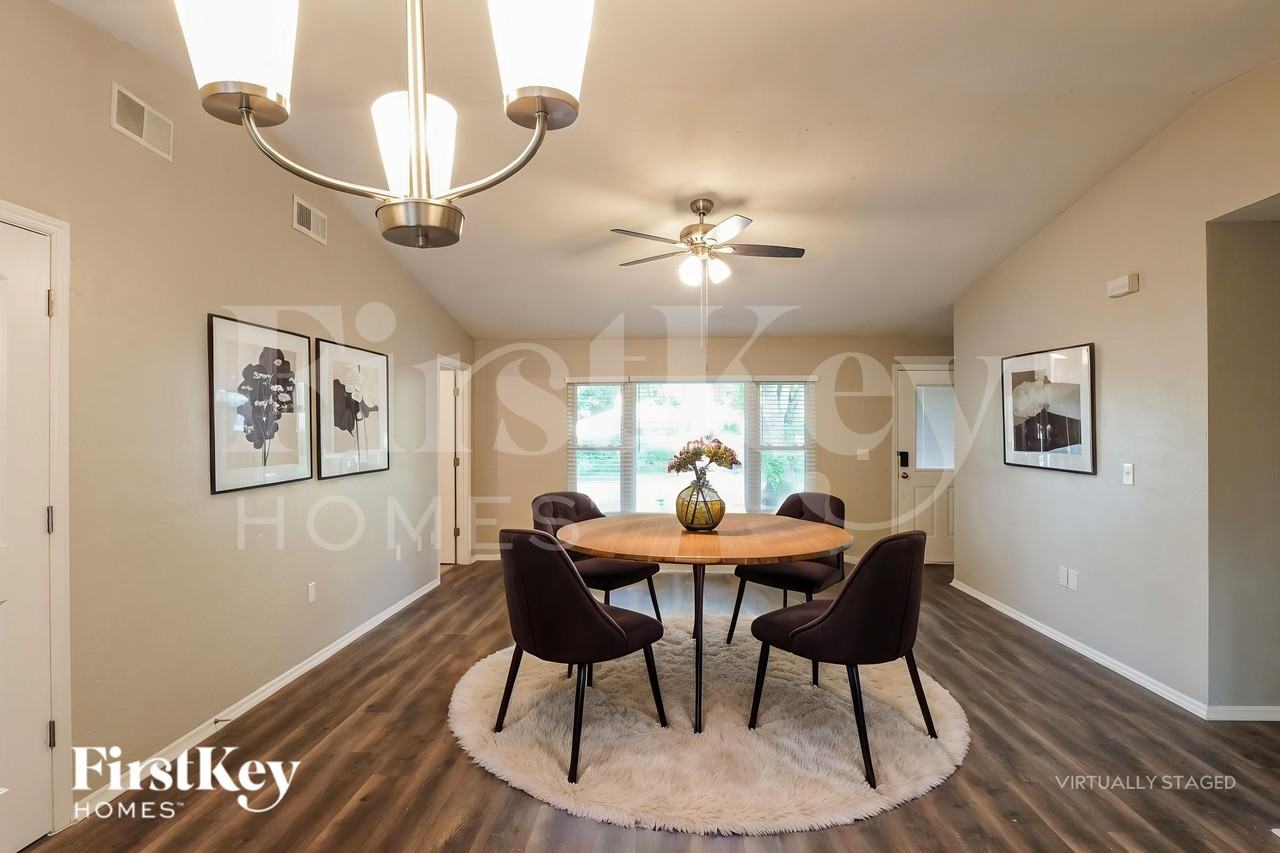 3017 Vista Palm Dr - Photo 5 of 19