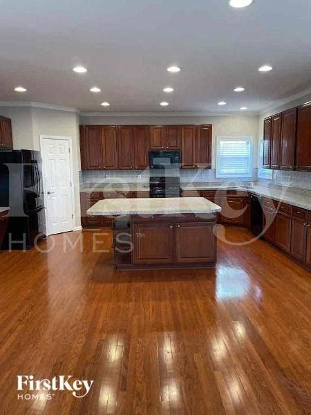 1157 Fountain Crest Dr - Photo 6 of 12