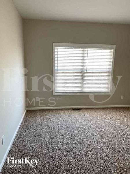 1157 Fountain Crest Dr - Photo 7 of 12