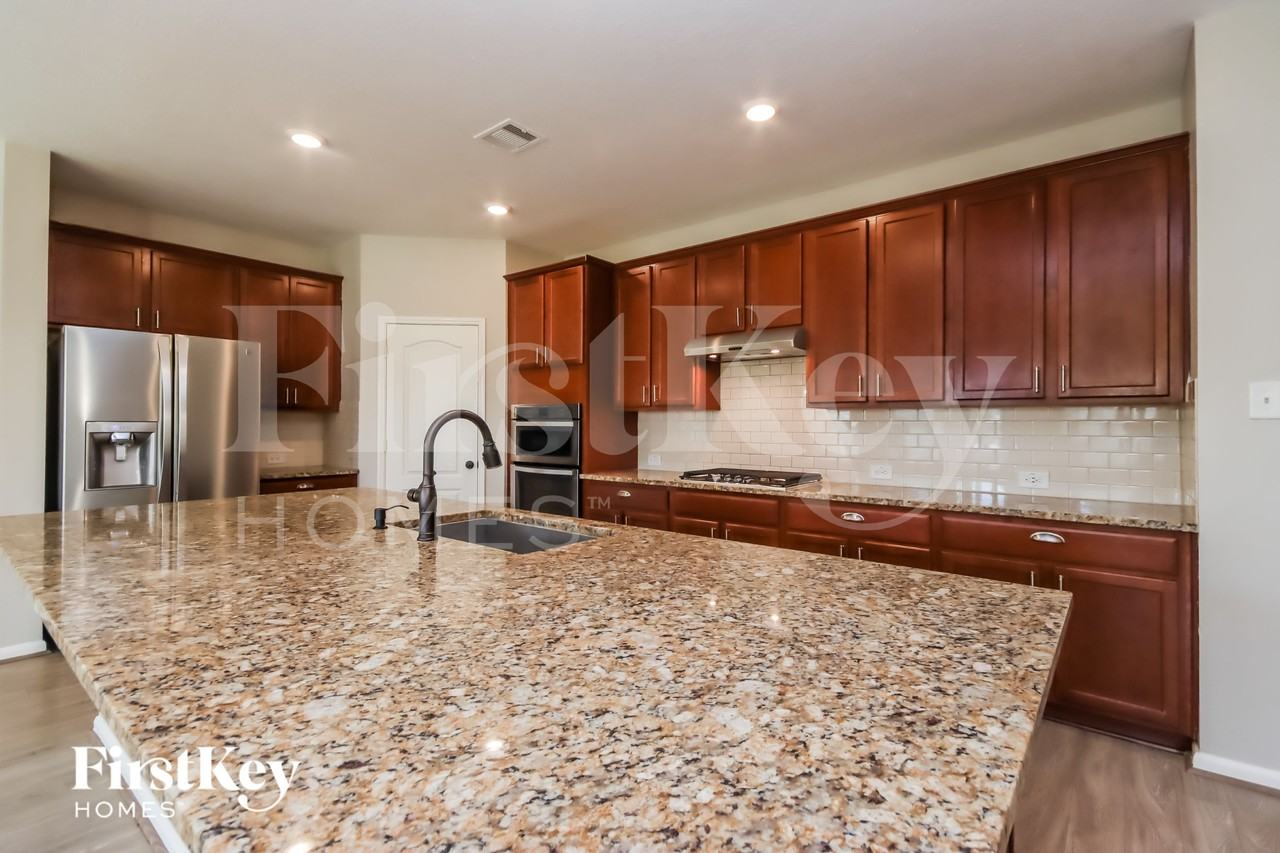 25515 Kensington Lake Dr - Photo 6 of 16