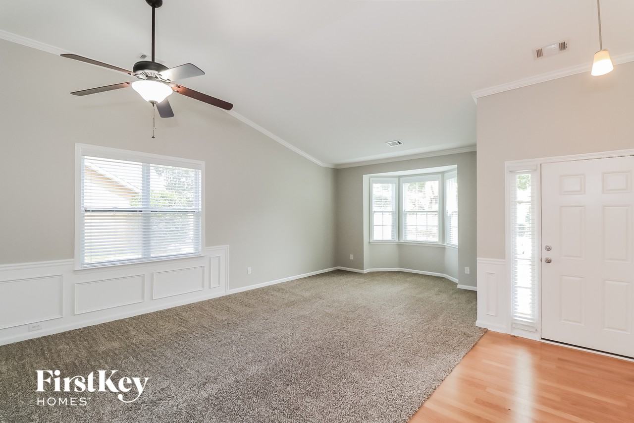 140 Poplar Farms Dr - Photo 2 of 15