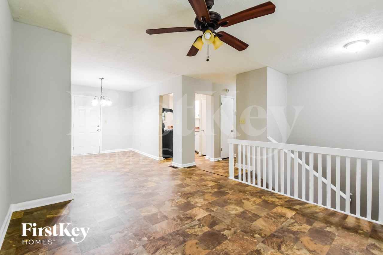 3584 Orbit Ct - Photo 3 of 16