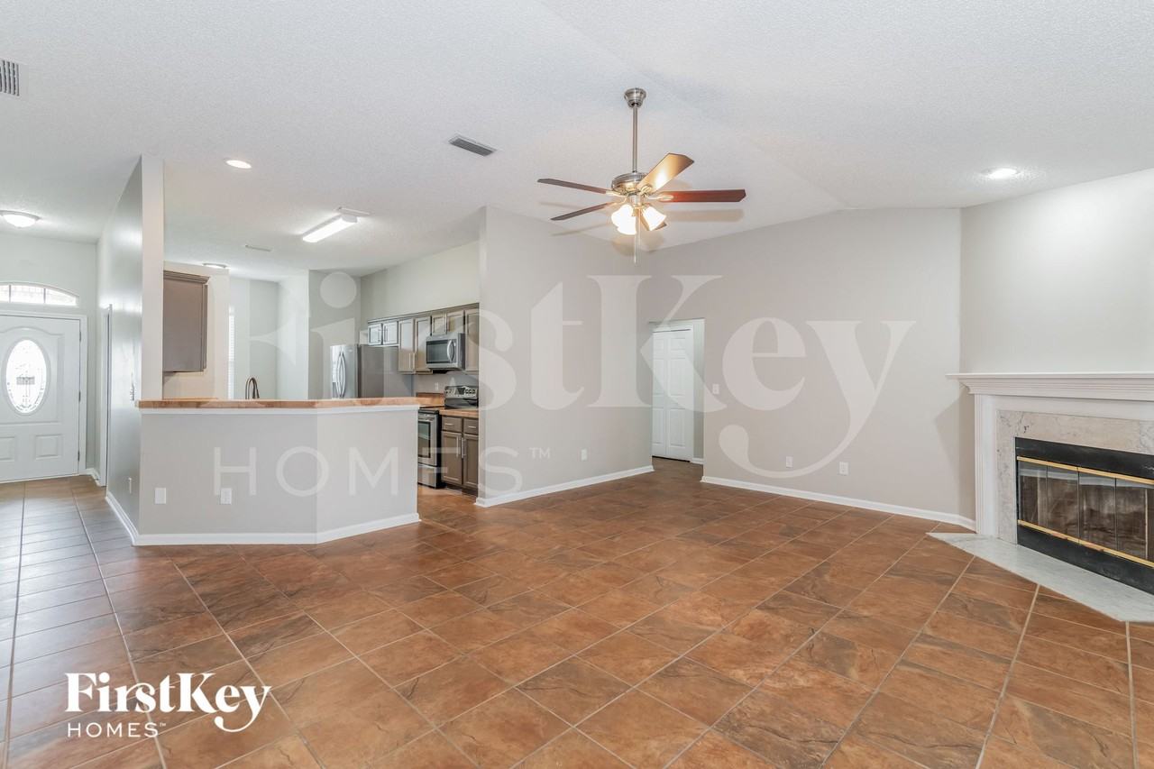 3656 Morning Meadow Ln - Photo 3 of 15