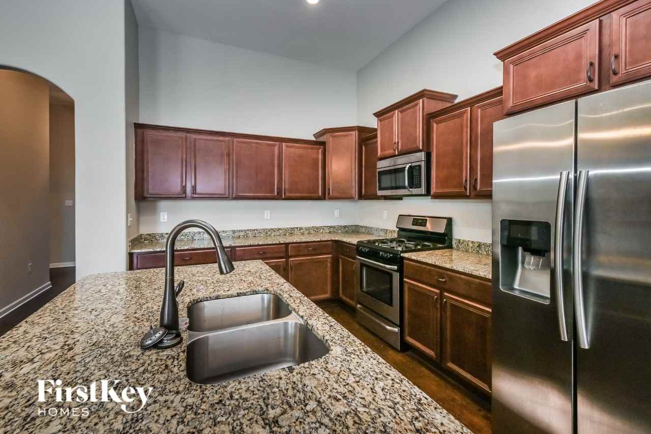 440 Hidden Meadows Cv - Photo 7 of 16