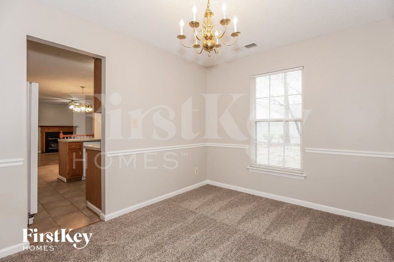 3218 Frostmoor Pl - Photo 3 of 15
