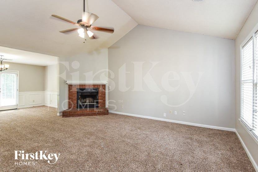 4892 Country Cove Way - Photo 3 of 15