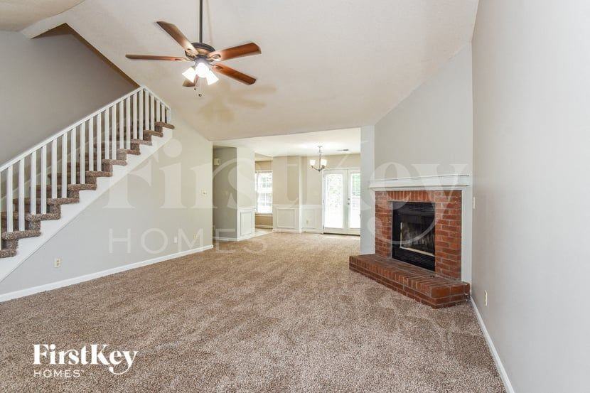 4892 Country Cove Way - Photo 4 of 15