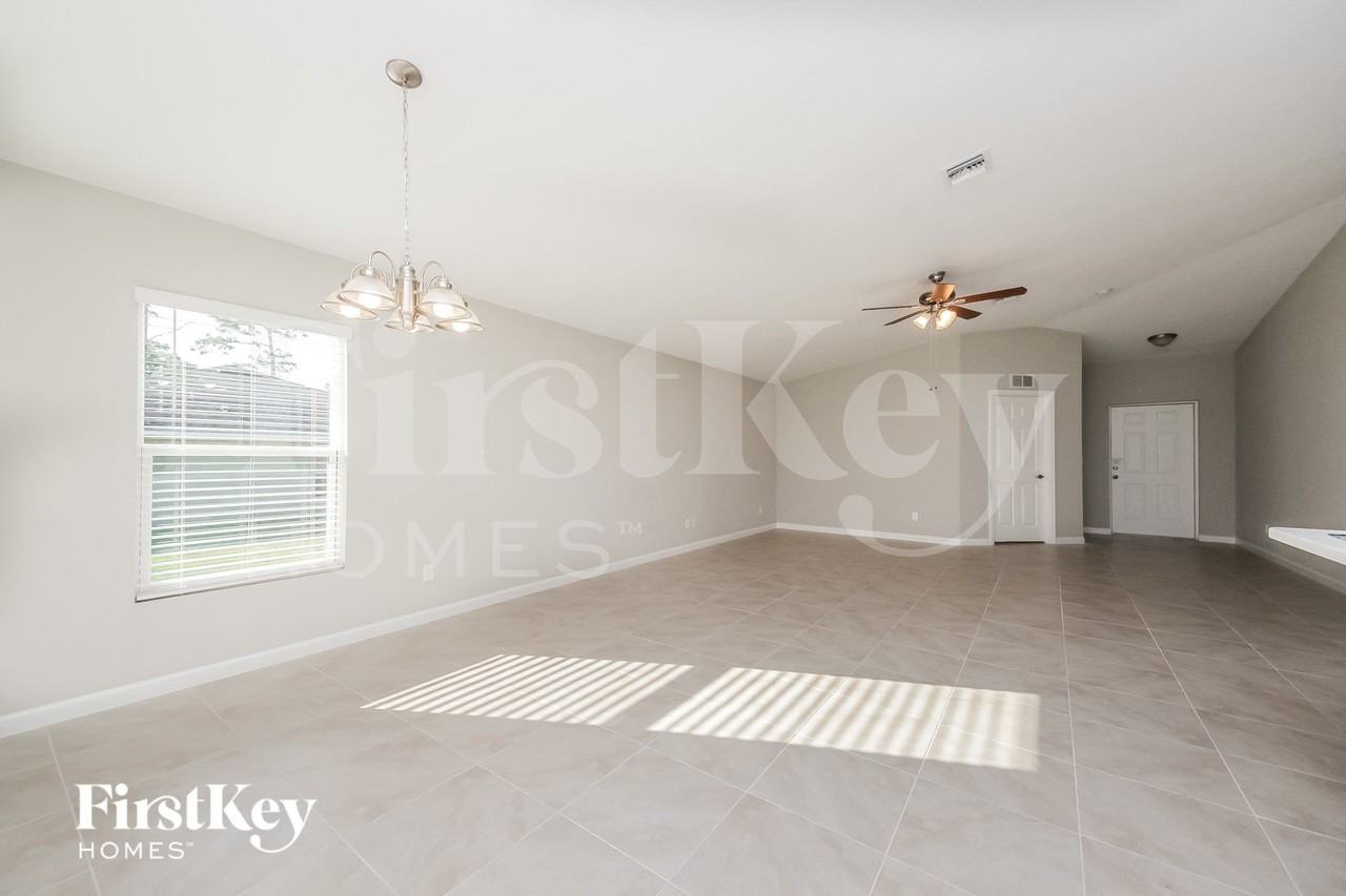 1630 Salazar St Se - Photo 2 of 15