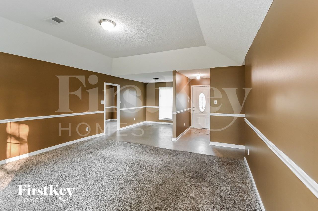 4596 Berrypick Ln S - Photo 2 of 16