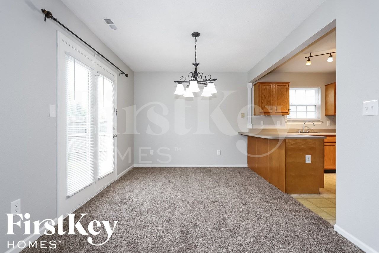 4412 Barharbor Ct - Photo 4 of 15