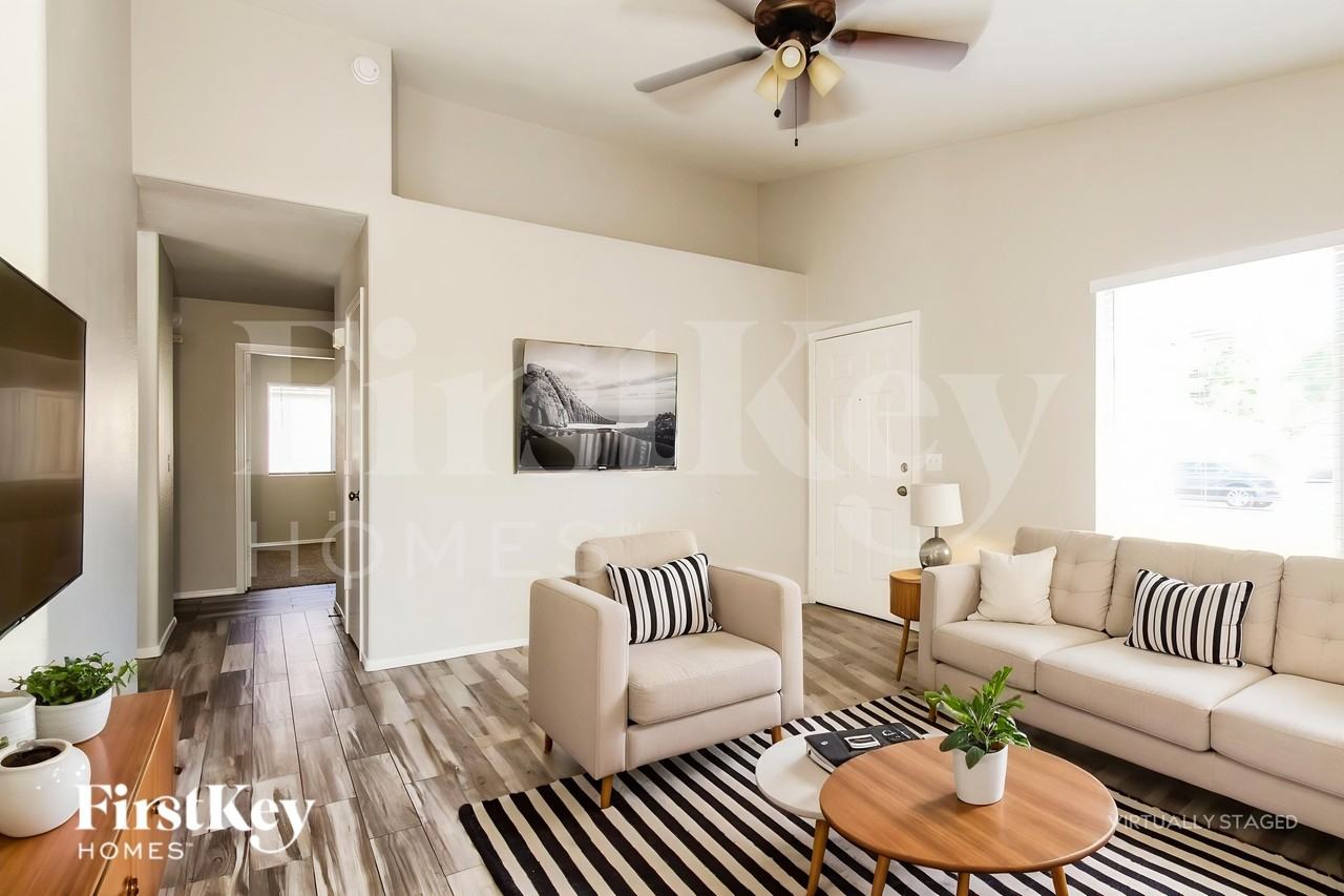 4128 W Solar Dr - Photo 3 of 19