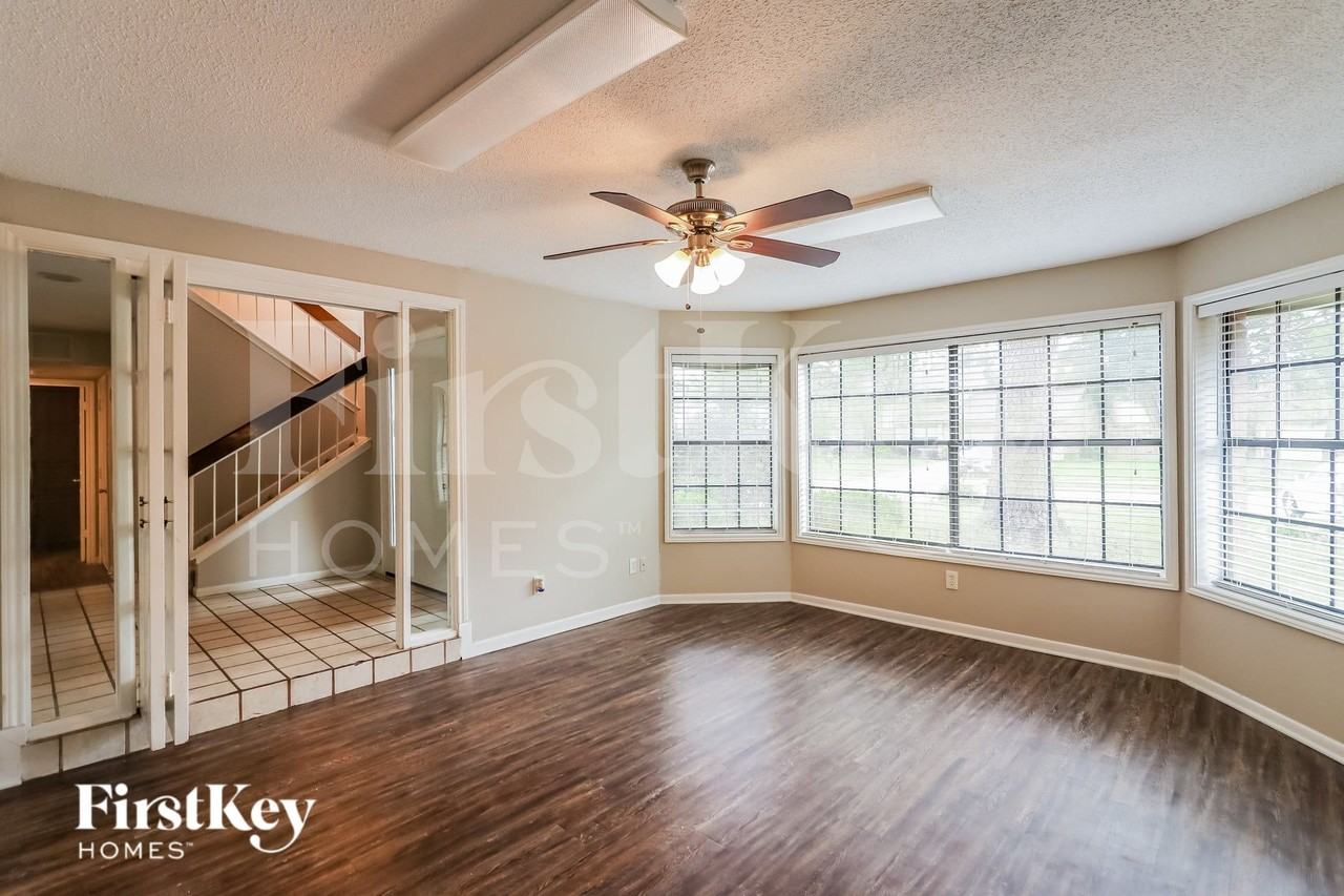 4119 Tasselwood Ln - Photo 2 of 16