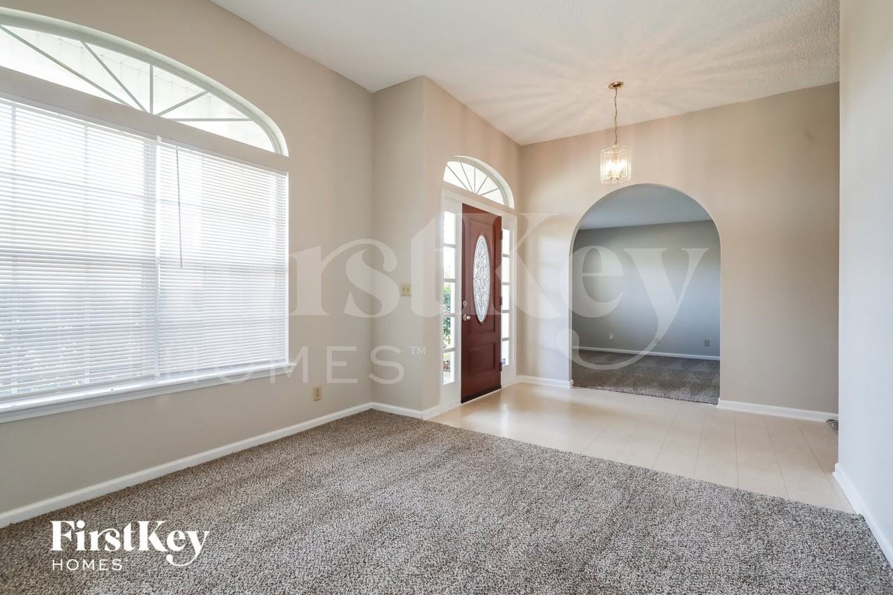 2262 Bristol Spring Ct - Photo 6 of 15