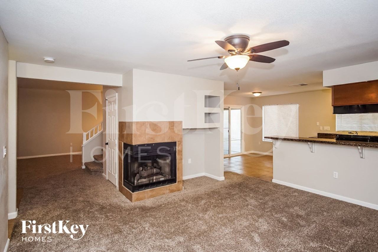 2145 Hookcross Cir - Photo 7 of 15