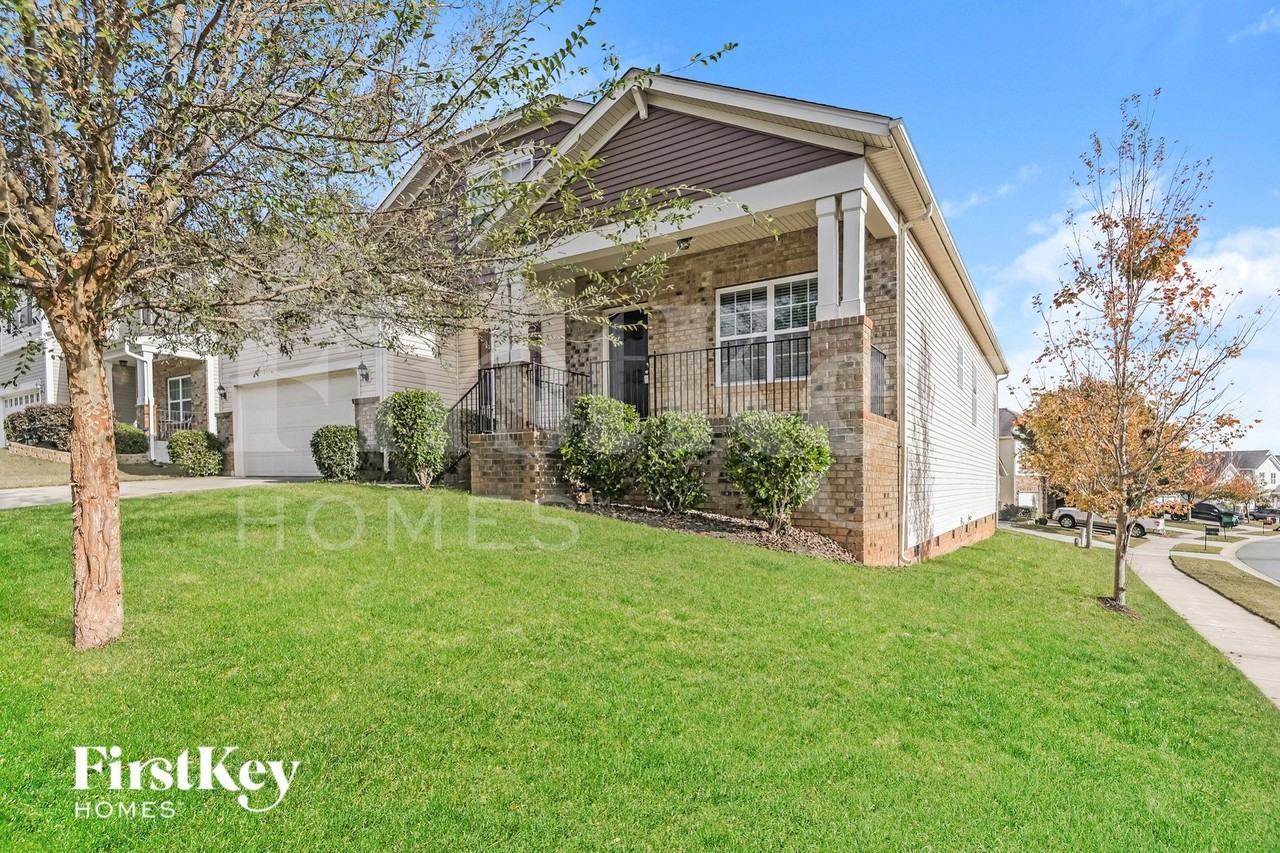 2000 Yellow Daisy Dr - Photo 2 of 16