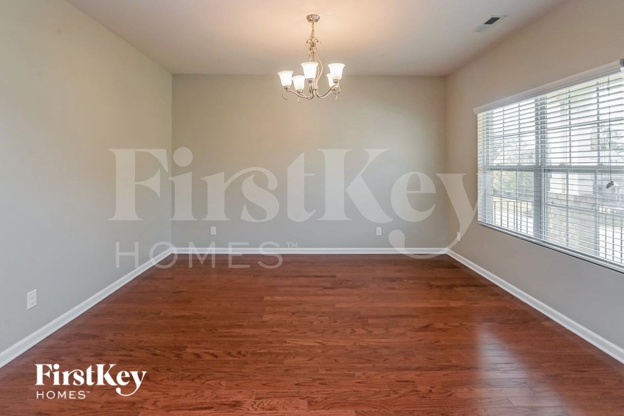 2000 Yellow Daisy Dr - Photo 6 of 16