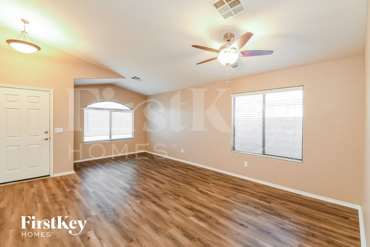 1356 E Cottonwood Rd - Photo 3 of 16