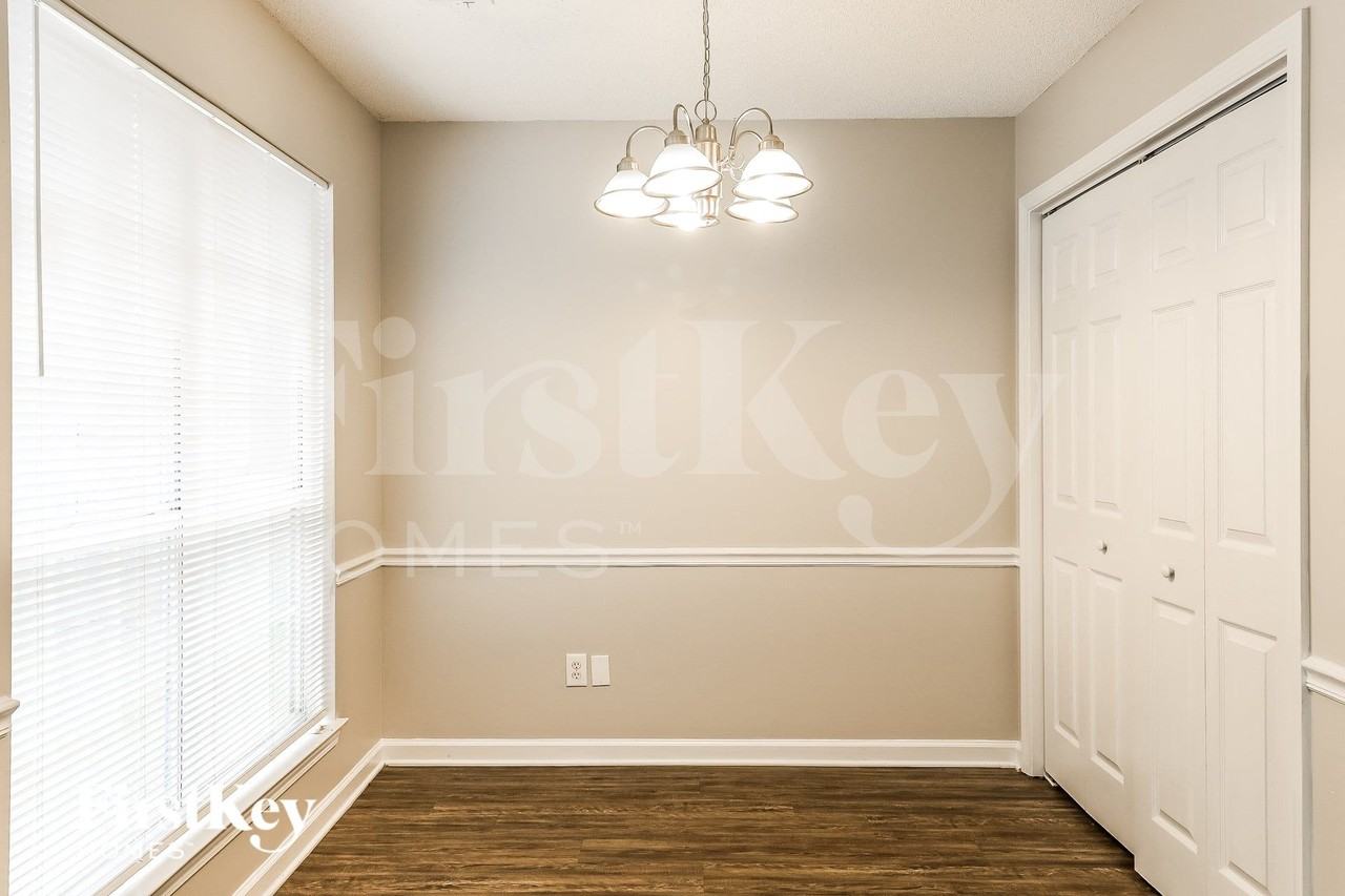 120 Kent Dr - Photo 6 of 15