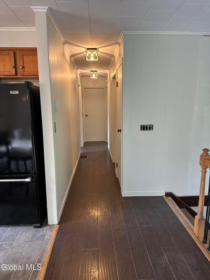 5 Hemlock Cir - Photo 4 of 14