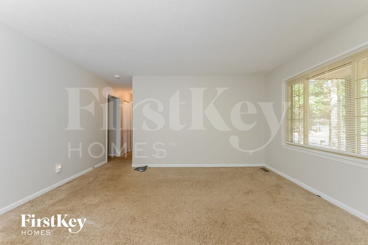 10706 Pintail Pl - Photo 4 of 15