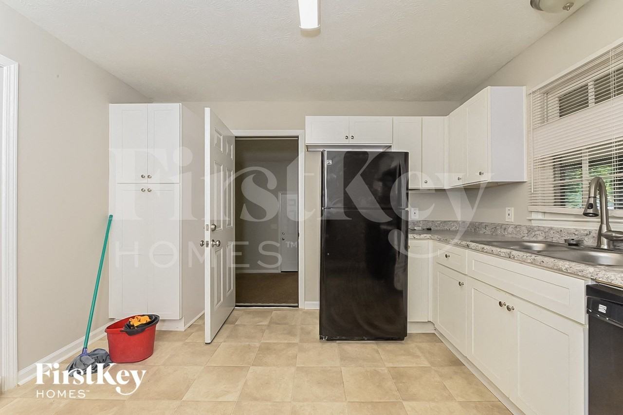 10706 Pintail Pl - Photo 7 of 15