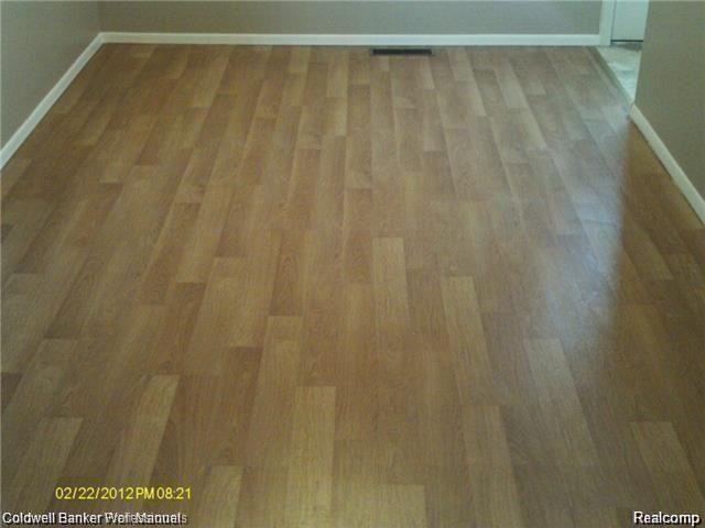 39872 Lynn St - Photo 6 of 15