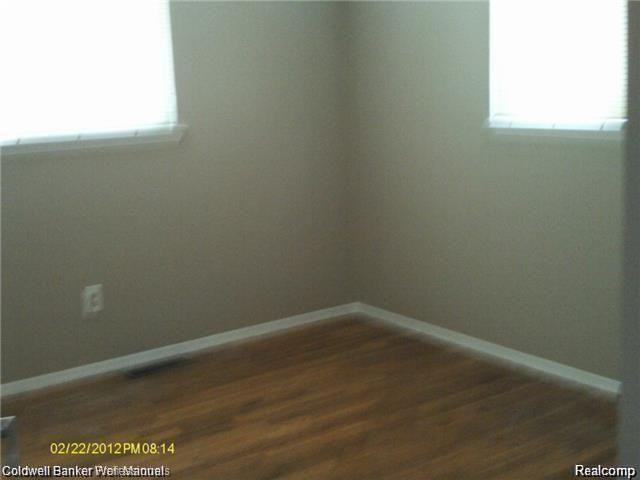39872 Lynn St - Photo 7 of 15