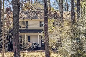 featured image of 165 White Rd