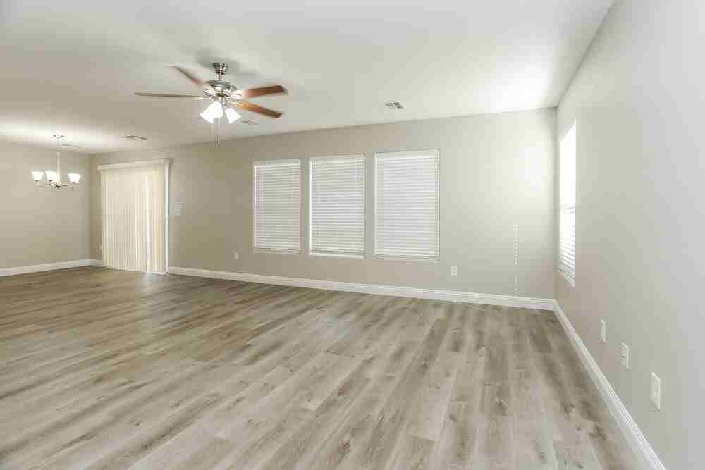 5820 Gemstone Peak St - Photo 4 of 17