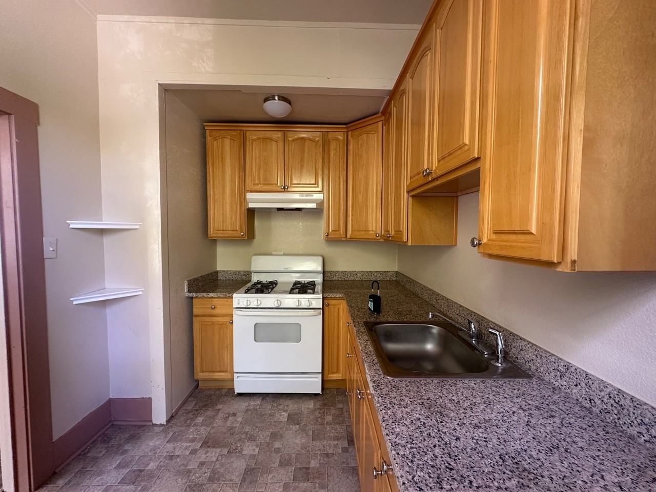 345 N 3rd St #3 - Photo 7 of 12