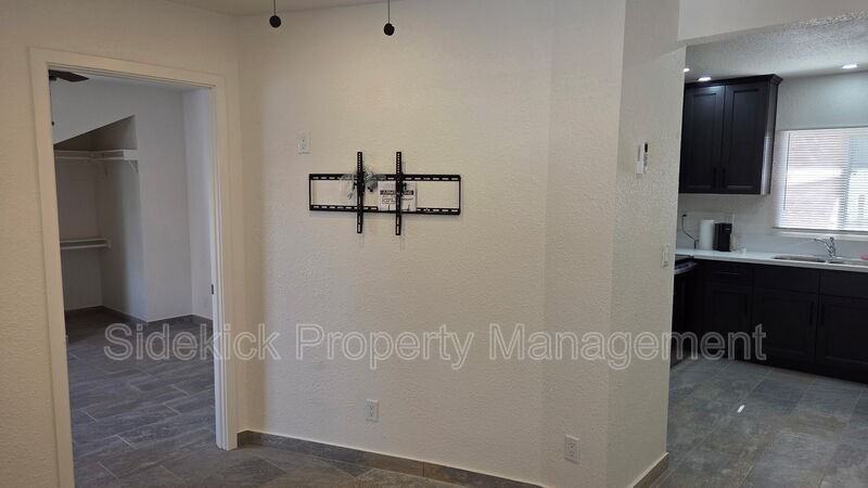 1157 S Townsend Ave - Photo 7 of 20