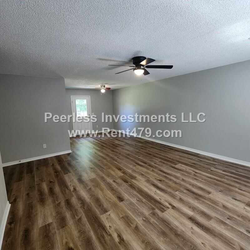 512 4th Ave Sw - Photo 2 of 20
