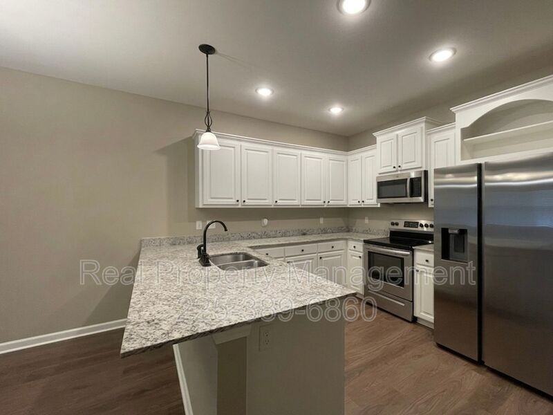 17414 Berkshire Dr - Photo 4 of 22