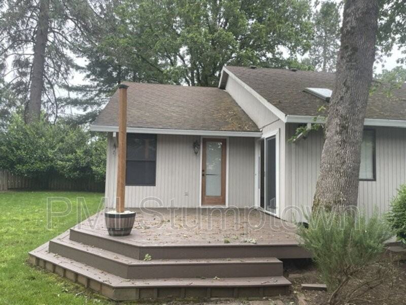 14745 Sw Surrey Ct - Photo 2 of 17