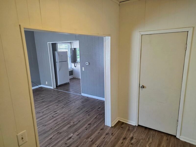 1301 E 12th St #2 - Photo 2 of 17