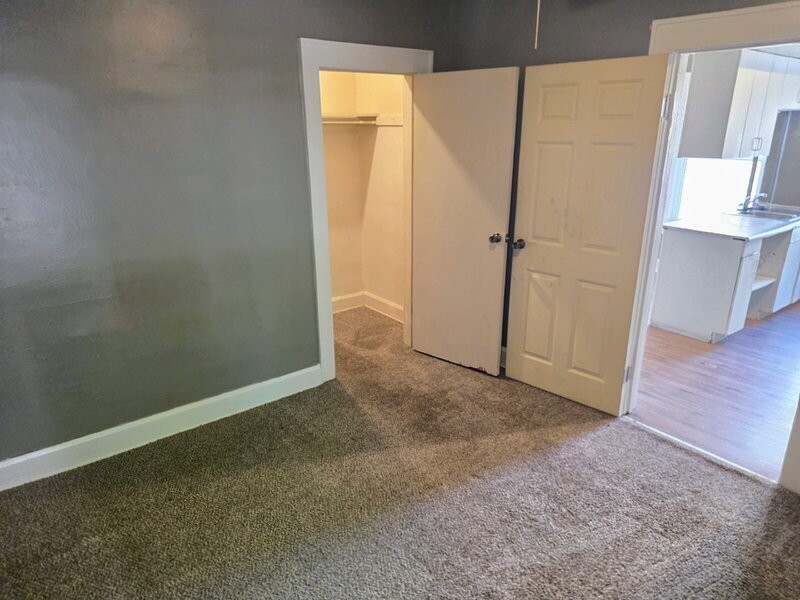 1301 E 12th St #2 - Photo 5 of 15