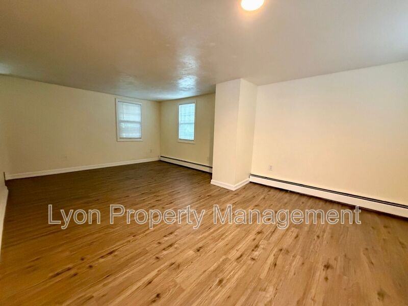 313 High St #1R - Photo 2 of 12