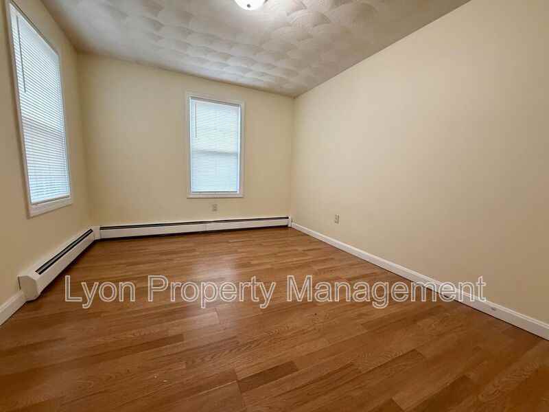 313 High St #1R - Photo 4 of 12