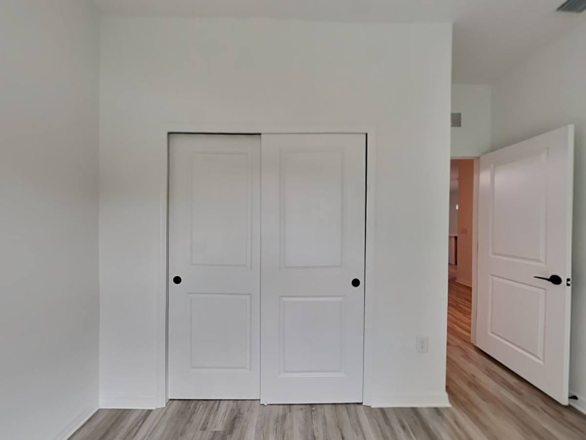 4214 Santa Barbara Blvd - Photo 2 of 10