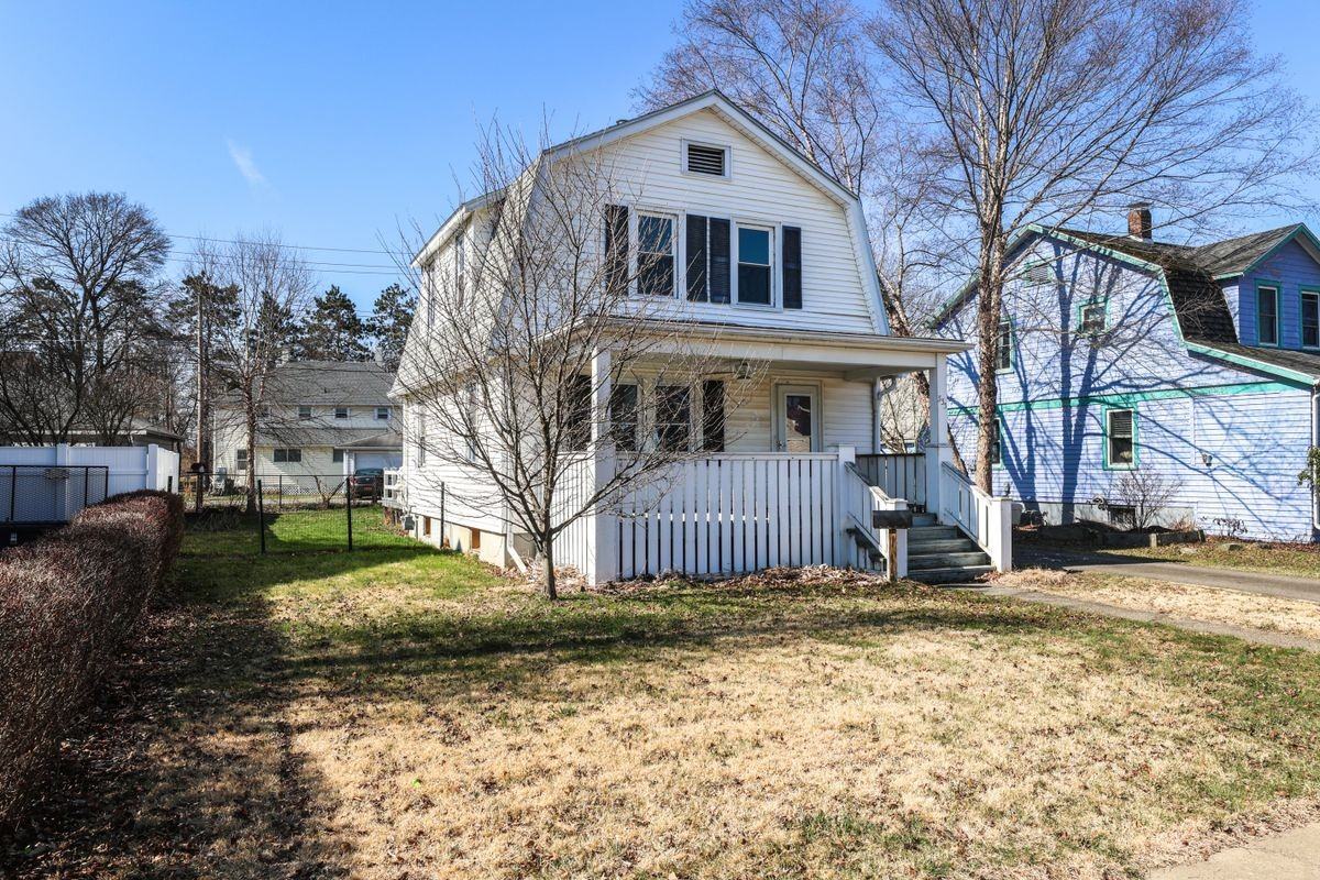 555 W High St - Photo 2 of 43