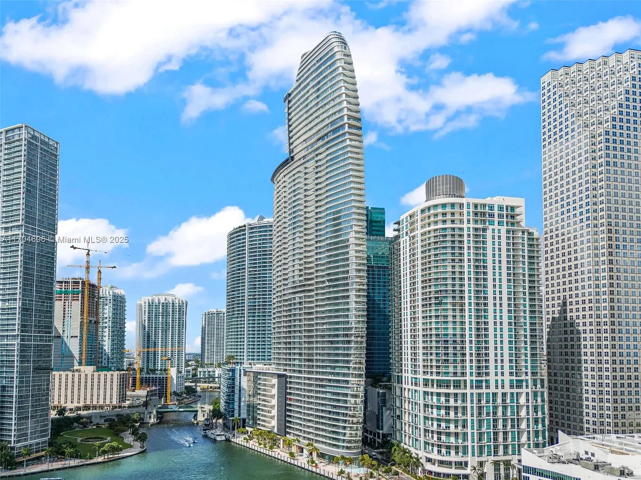 300 Biscayne Boulevard Way #3708 - Photo 5 of 24