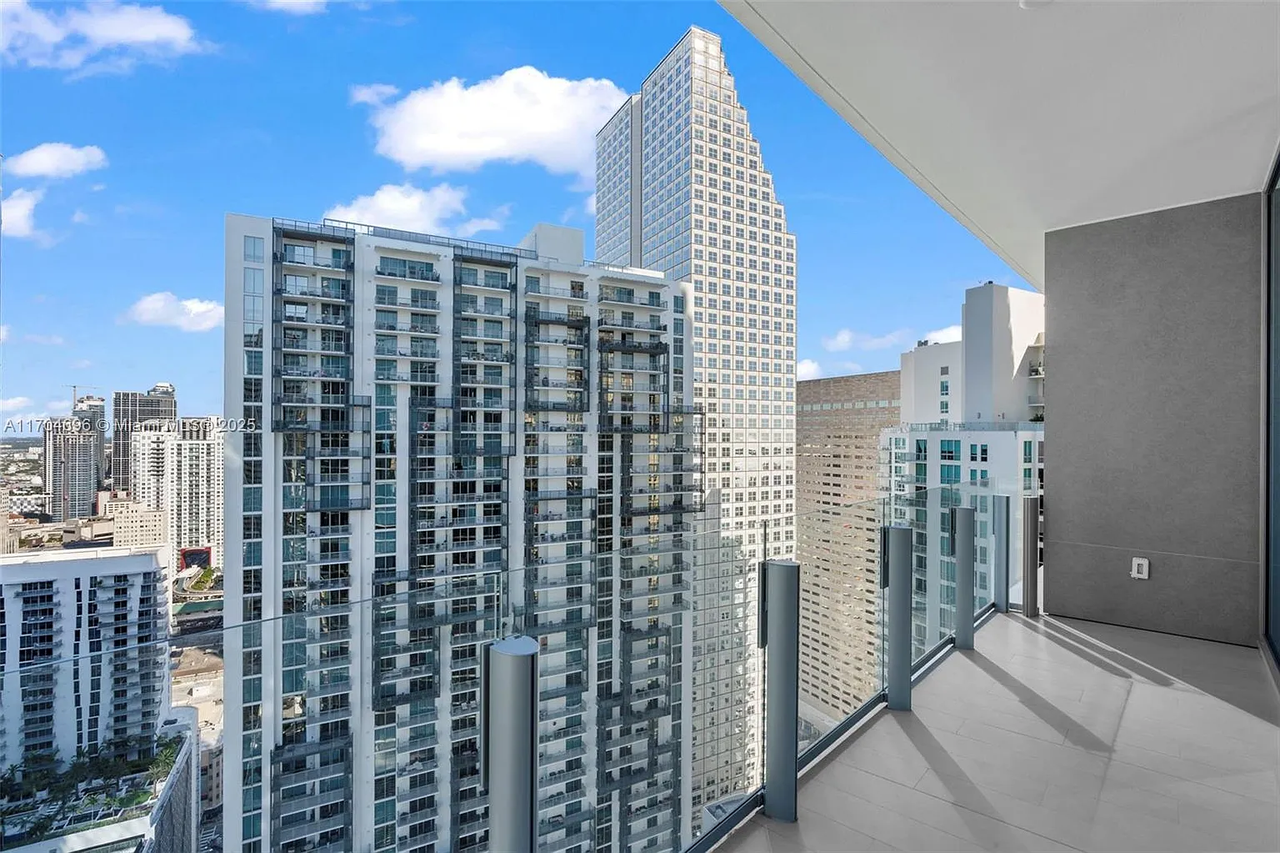300 Biscayne Boulevard Way #3708 - Photo 6 of 24