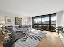featured image of 566 Commonwealth Ave #608