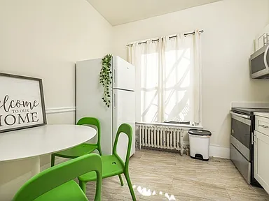 1091 Boylston St #21 - Photo 2 of 7