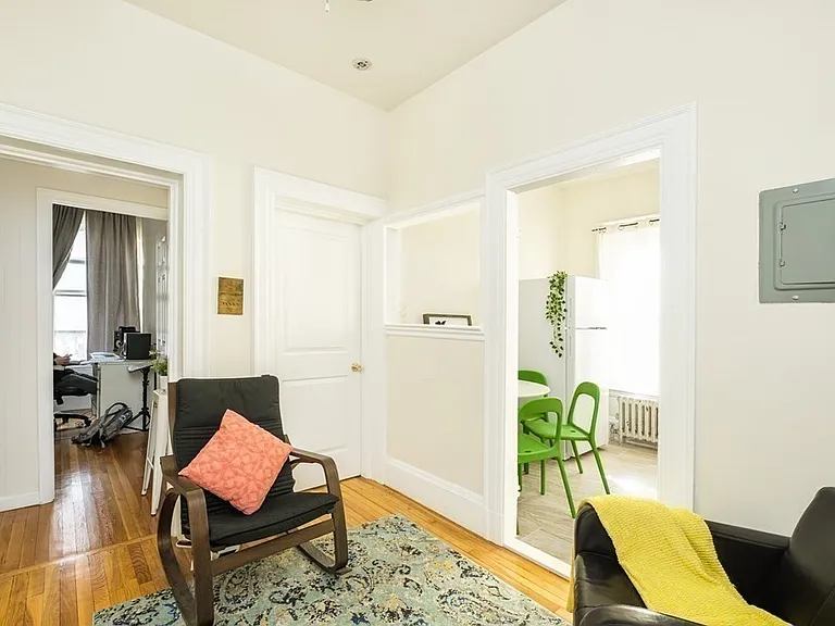 1091 Boylston St #21 - Photo 4 of 7