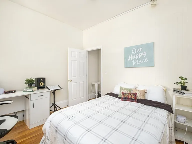 1091 Boylston St #21 - Photo 7 of 7
