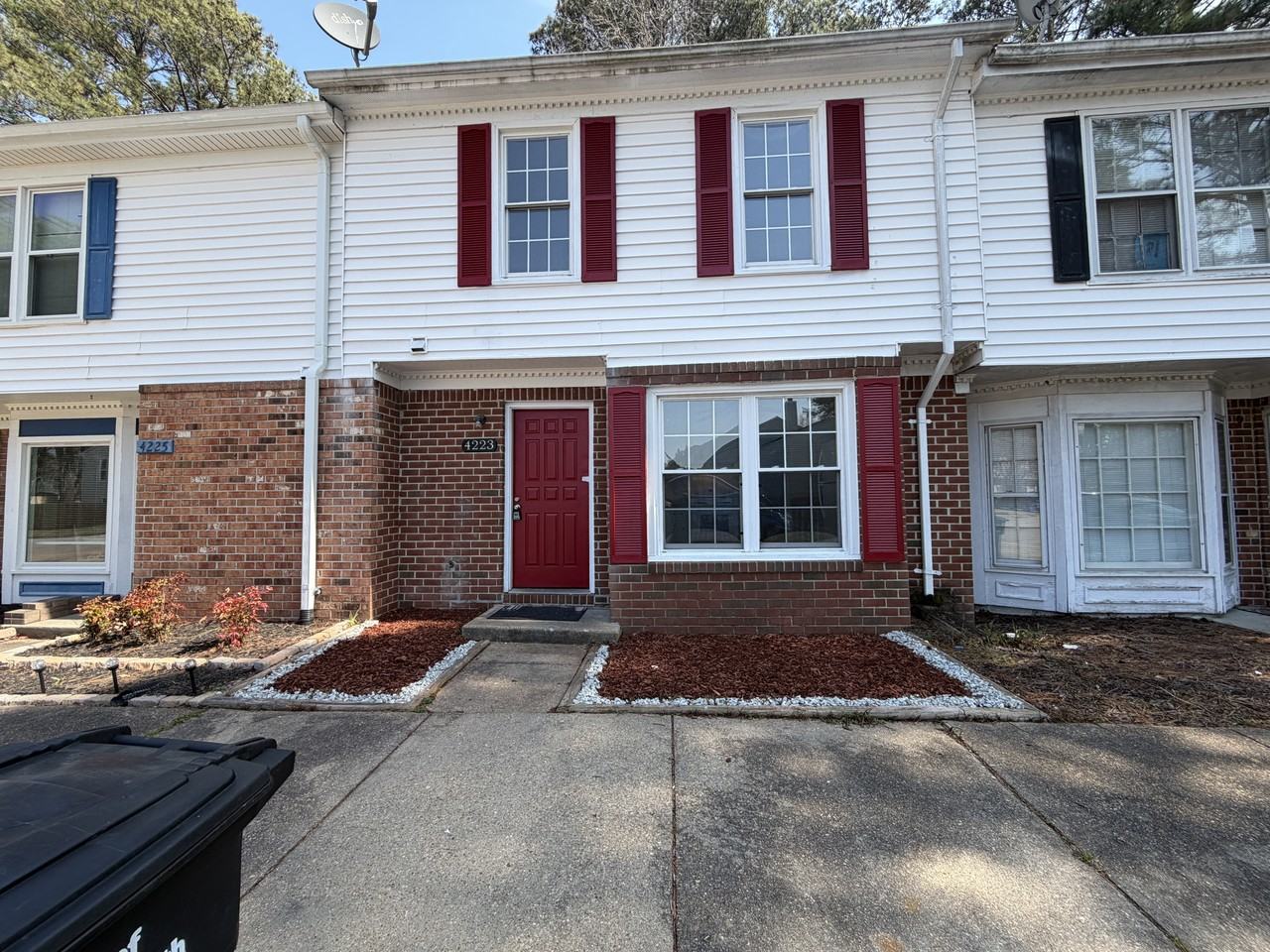 4223 Morgate Ln - Photo 4 of 50