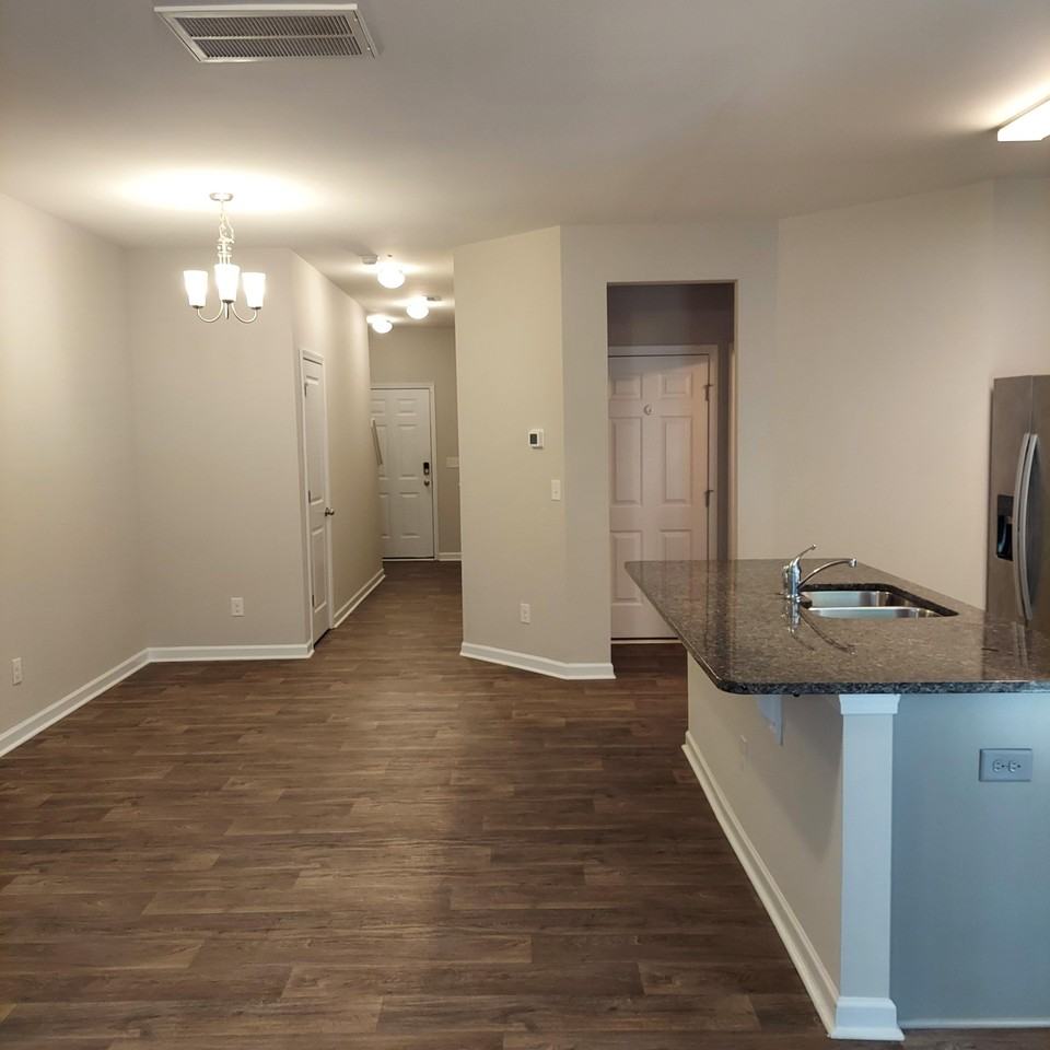 6050 Guildford Hill Ln - Photo 5 of 21