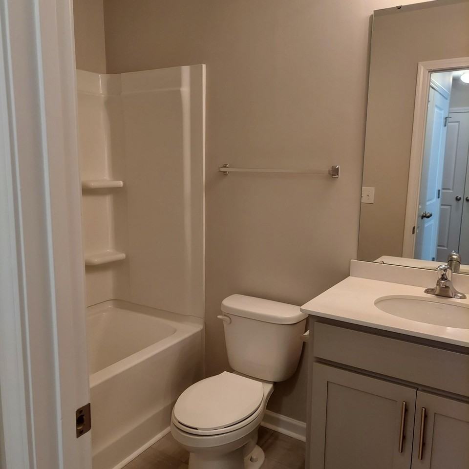 6050 Guildford Hill Ln - Photo 7 of 21