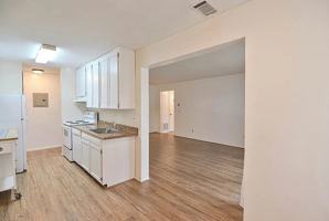 featured image of 42 Shrewsbury Green Dr #H